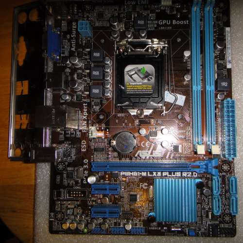 ASUS P8H61-M LX3 PLUS R2 主機版 Socket 1155