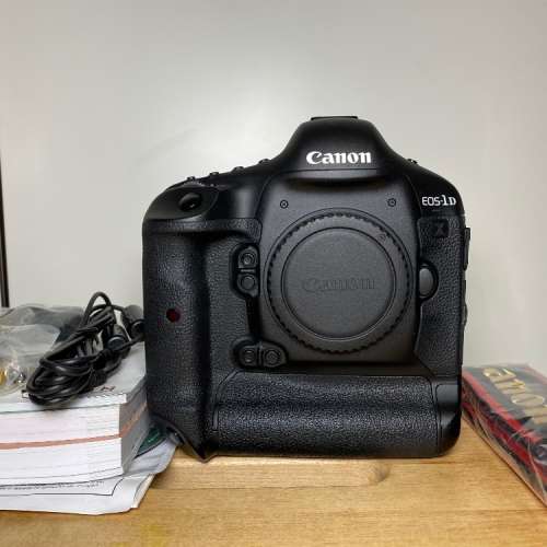 Canon 1DX