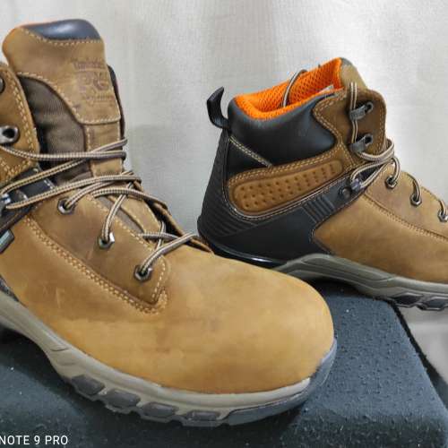 美國Timberland PRO 中筒油皮防水安全靴(歐碼42)