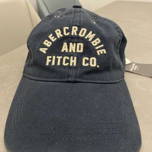 Abercrombie and Fitch 棒球帽