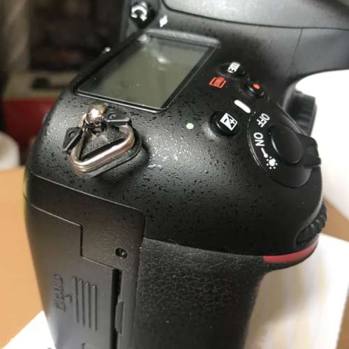 Nikon D800。 防水防塵。盒裝，配件全齊。 行貨，有黃紙保用証。3,630 萬像全片幅 ...