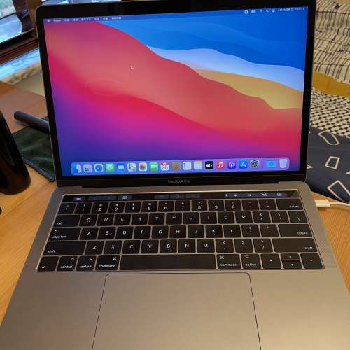 MacBook Pro 2017 13” Touch Bar,8G RAM,500G SSD