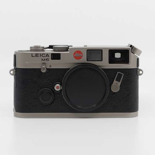 Leica M6 Classic Non-TTL Titanium (near mint)