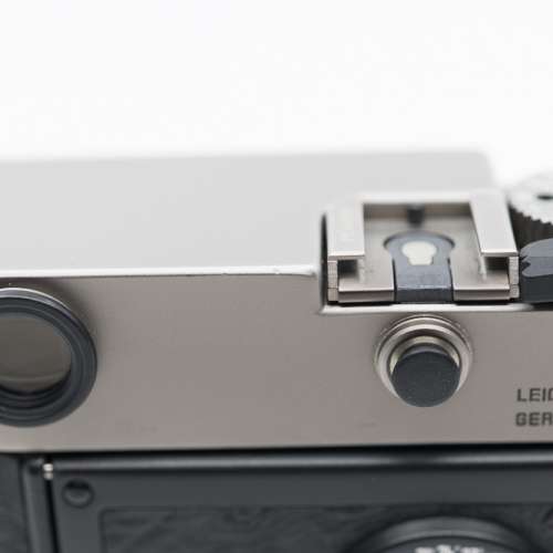 Leica M6 Classic Non-TTL Titanium (near mint)