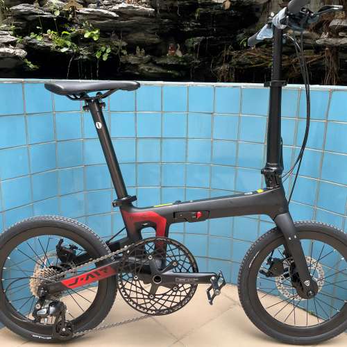 ＊油壓碟剎、58T大牙盤＊JAVA 8速 16吋 碳纖 摺疊單車 - J-AIR-X3 (58T)