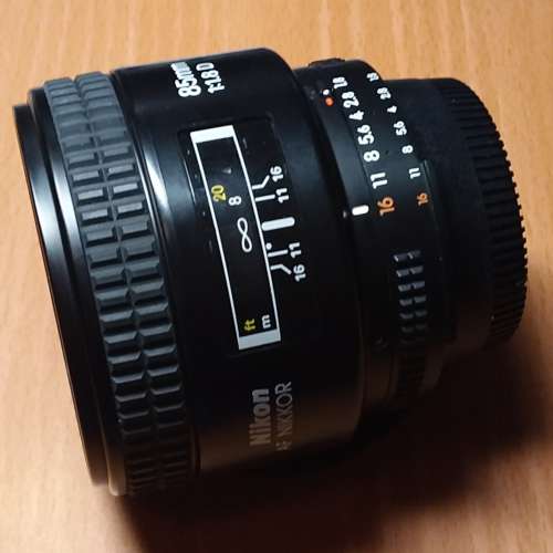 Nikon AF 85mm F1.8D