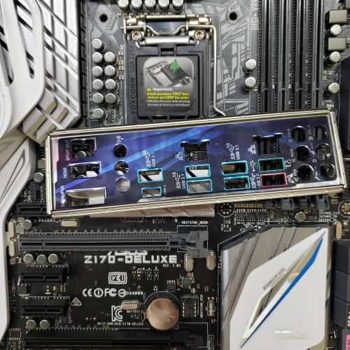 Asus z170 Deluxe（16相供電）