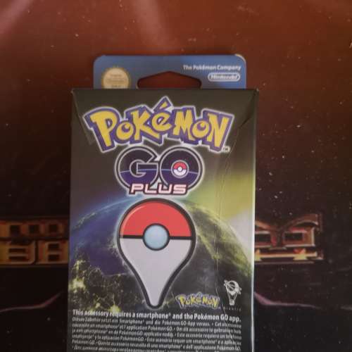 全新pokemon go plus 手環全套有盒齊件。