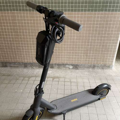 NINEBOT SEGWAY KICKSCOOTER MAX 電動摺疊後驅滑板車 送小米充氣寶