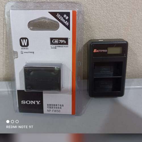 全新 Sony NP-FW50 充電池 加 副廠充電器 Nex