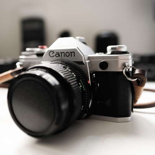 CANON AE-1 菲林相機 （連50mmf1.4,28mmf2.8,FD-FX轉接環)