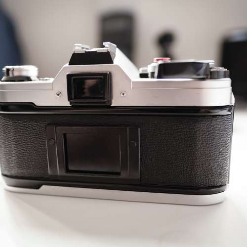 CANON AE-1 菲林相機 （連50mmf1.4,28mmf2.8,FD-FX轉接環)