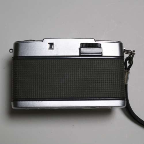 Olympus PEN EE S 30mm F2.8半格菲林相機