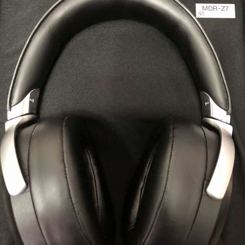 Sony MDR-Z7 封閉式耳機