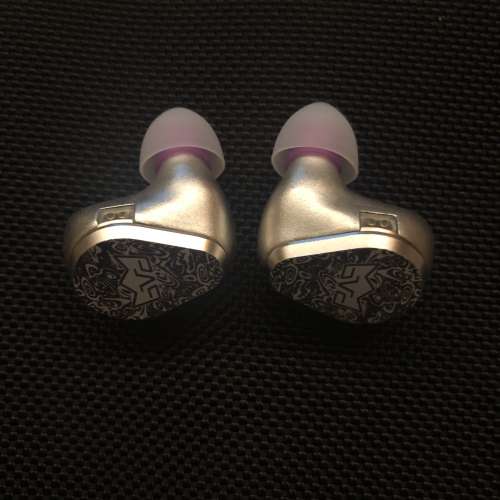 Vision ears VE大魔王ERLKöNIG 過保行貨- 二手或全新Earphones, 影音