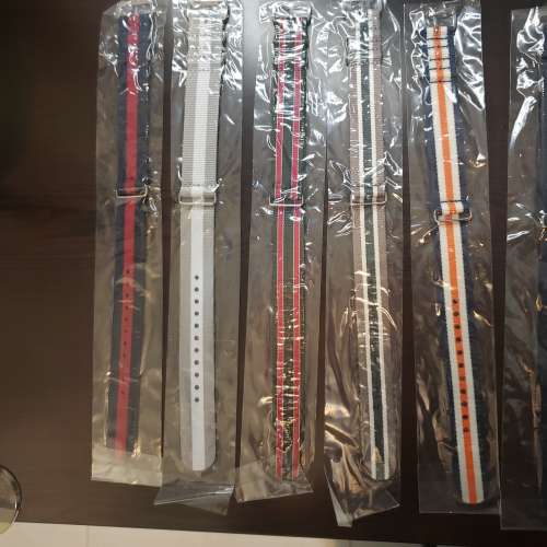 大量尼龍錶帶(多種顏色)