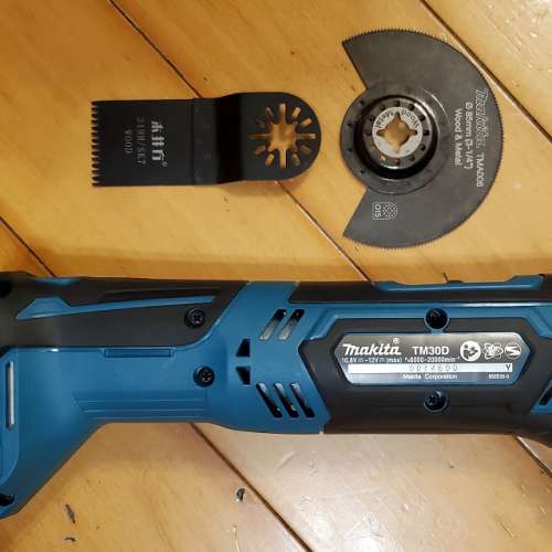 Makita TM30DZ 12V 叉電鬚刨(充電式多功能切割打磨機)