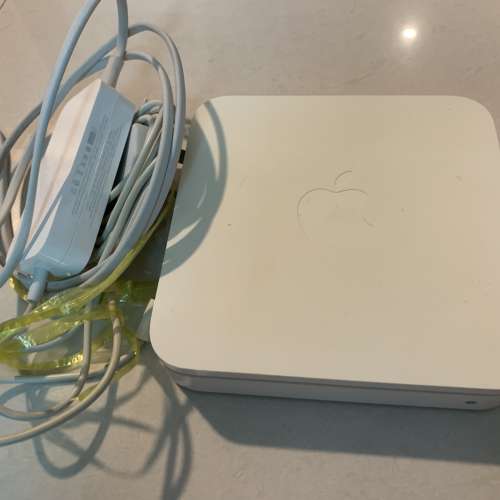 Apple airport router A1354