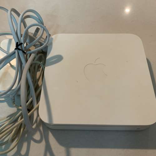 Apple airport router A1408