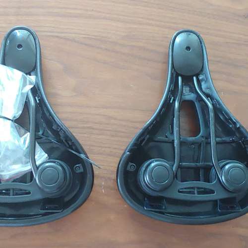 Selle Royal舒適型厚墊單車座椅兩個