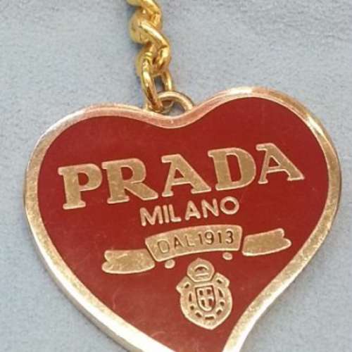 新淨 PRADA 鎖匙扣,只售HK$100(不議價)