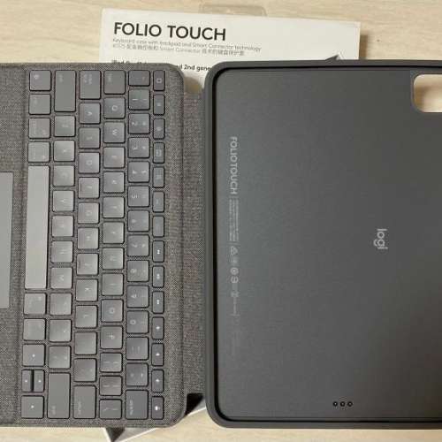 全新 Logitech 11寸Pro Folio Touch keyboard