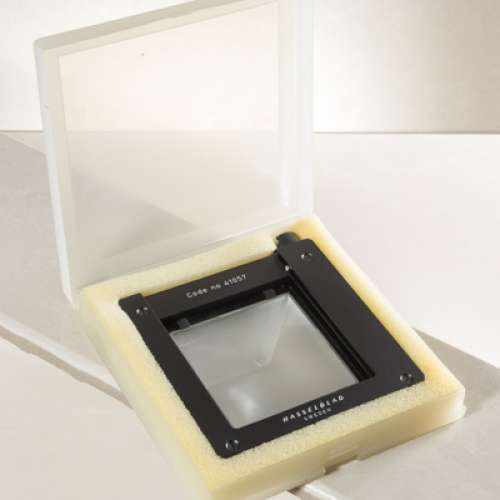 Hasselblad Focusing Screen Adapter 41057 (for SWC, ArcBody and FlexBody.)
