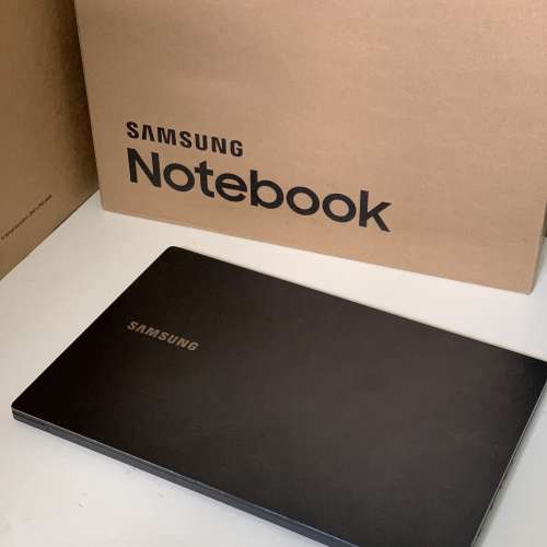 Samsung Notebook 7 Force 760XBE-X01 電競手提電腦黑色