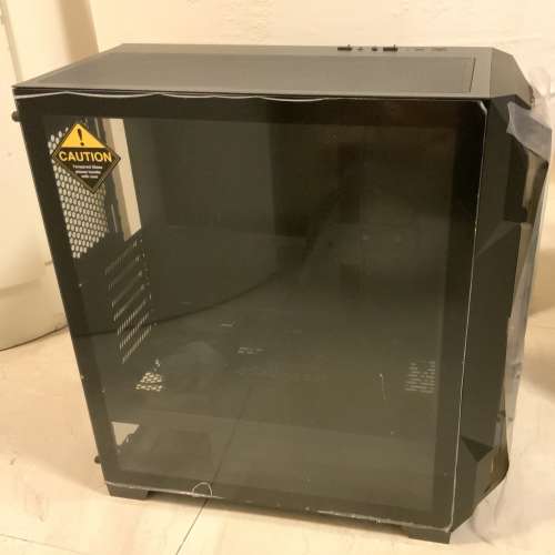 Antec DF600 Flux Tower Case with 5 Artic Cooling Fans