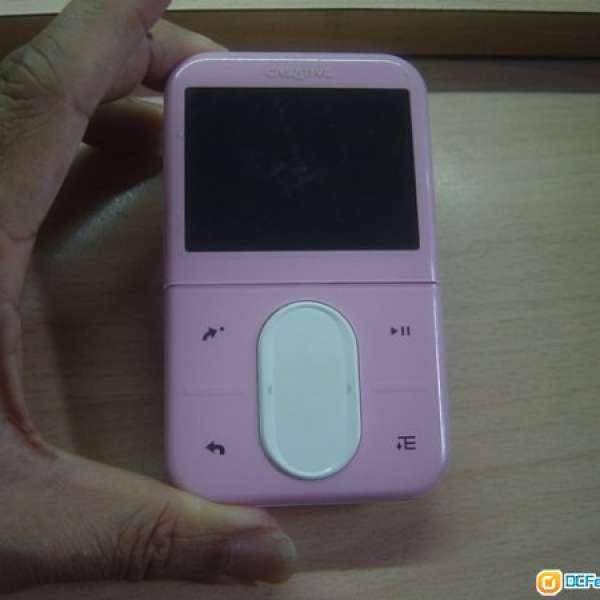 CREATIVE 30G MP3 player,只售HK$180(不議價,已損壞)