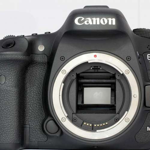 目測無花Canon7D Mk II  7D2行貨，原裝行貨手柄