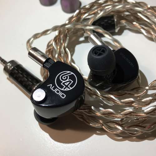 64 Audio U8 Apex 92% new (cable pictured not included)
