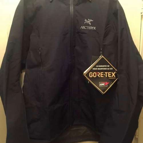 Arc’teryx Beta SL Hybrid Jacket Navy深藍色（全新L)