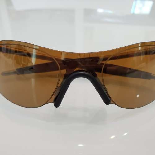 Oakley 太陽鏡