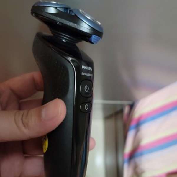 全新末使用過香港行貨Philips Shaver series 6000乾濕兩用防水電鬚刨