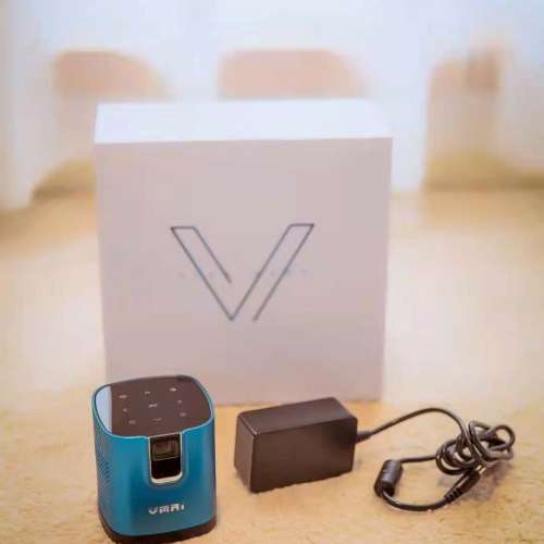 vMAi v200迷你投影機