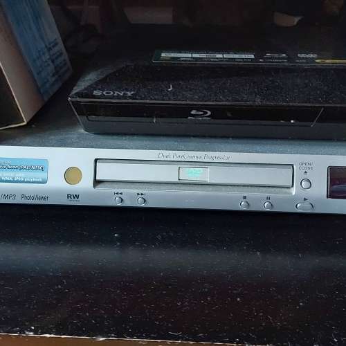 Pioneer DVD player dv270