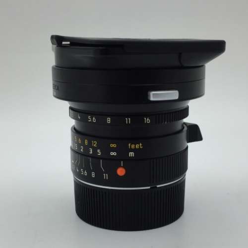 Leica M24mm F2.8 ASPH Lens with hood