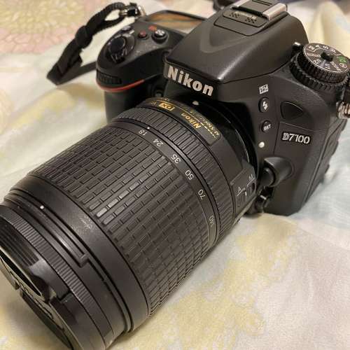 Nikon D7100 + dx VR 18-140mm + 50mm 1.8