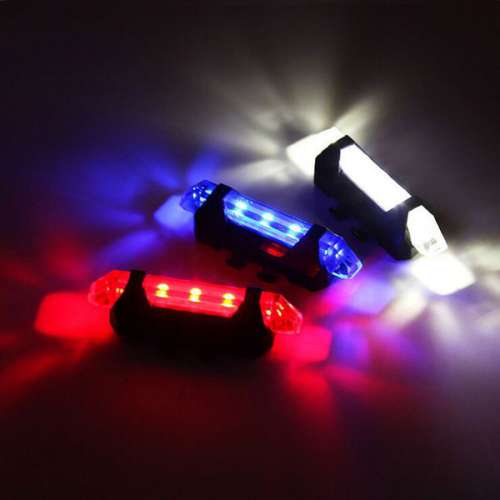 單車 LED 尾燈四種模式 紅白藍三色可選 內置鋰電 USB 充電 輕巧