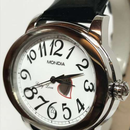Mondia quartz 石英腕錶