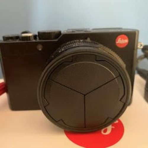 Leica D-Lux Typ 109 Explorer Kit (95% new)