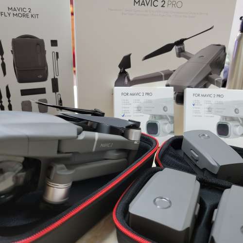 出售DJI Mavic 2 pro + fly more kit