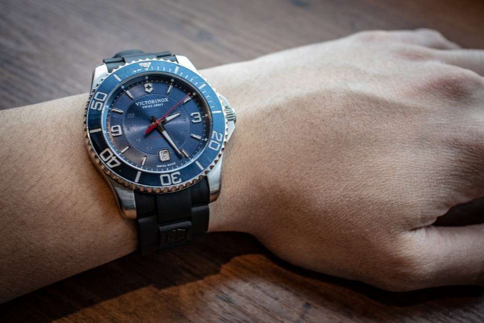 victorinox maverick automatic