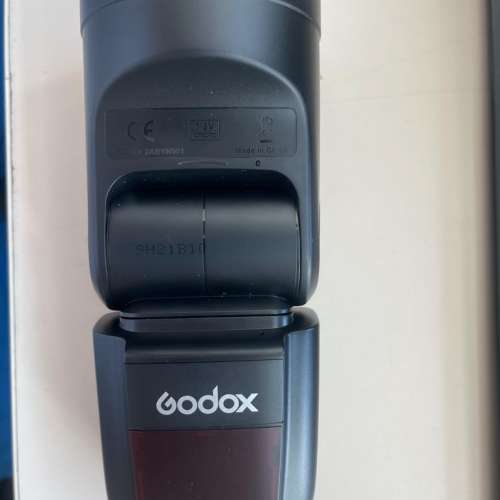 1) GODOX TTL鋰電圓頭機頂閃光燈 V1c For Canon及  2) Xpro C 遙控器