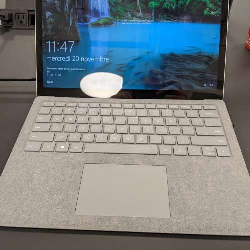 Surface Laptop 1 , 4gb ram, 128ssd