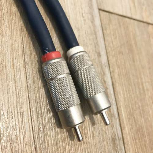 98%新 金嗓子原廠 Accuphase L-10 RCA Interconnect cable 1M 信號線