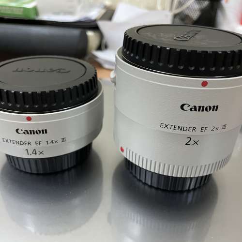 Canon EF Extender 2 x III