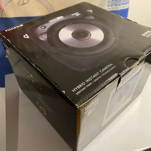 Fujifilm Instax SQUARE SQ10 連一盒相紙