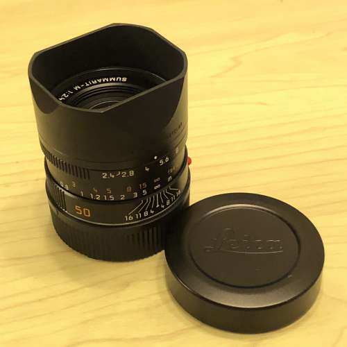 Leica Summarit 50mm f/2.4